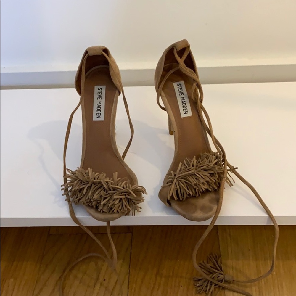Steve Madden Lace up heels